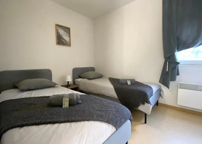 Ferienhaus Les Naiades A01 - 2 Bedrooms For 6 People ! Avene